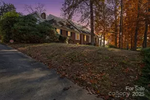 2020 Dawnshire Dr, Gastonia, NC 28054 - Photo 1