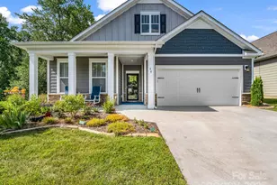 44 Gala Ln, Flat Rock, NC 28731 - Photo 1