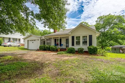 357 N Main Street, Mount Pleasant, NC 28124 - Photo 1