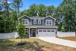 6425 Pamela St, Huntersville, NC 28078 - Photo 1