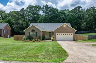 5473 12 Oak Ln, Conover, NC 28613 - Photo 1