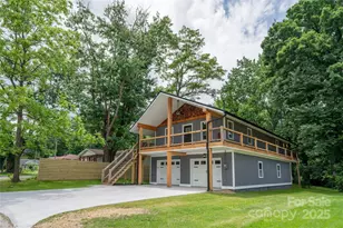 2513 Rolfe St, Hendersonville, NC 28791 - Photo 1