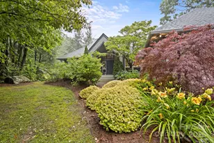 168 Overlook Dr, Flat Rock, NC 28731 - Photo 1