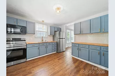 187 1/2 W End Street, Chester, SC 29706 - Photo 1