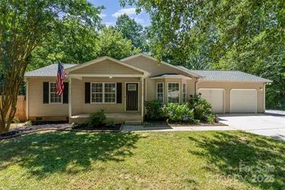 124 Julius Lane, Mooresville, NC 28117 - Photo 1