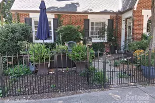 274 N Mulberry St, Statesville, NC 28677 - Photo 1