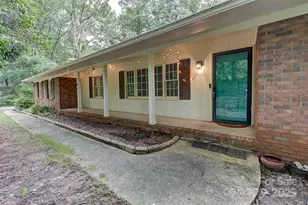 8 Mayfair Dr, Candler, NC 28715 - Photo 1