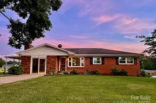 795 Monte Vista Rd, Candler, NC 28715 - Photo 1