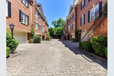 344 S Laurel Avenue, Charlotte, NC 28207 - Photo 1