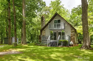 2771 Old Clear Creek Rd, Hendersonville, NC 28792 - Photo 1