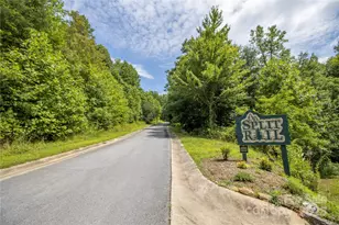 78 E Splitrail Dr, Hendersonville, NC 28792 - Photo 1