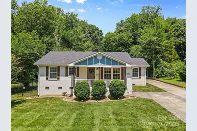 4405 Somerdale Lane, Charlotte, NC 28205 - Photo 1