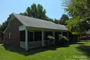 1301 Rock Point Rd, Charlotte, NC 28270 - Photo 1