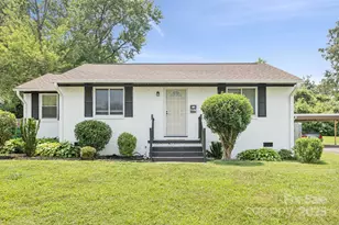 2927 Southwest Blvd, Charlotte, NC 28216 - Photo 1