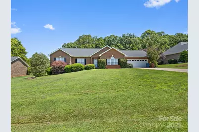 3906 Brickfield Street, Hickory, NC 28602 - Photo 1