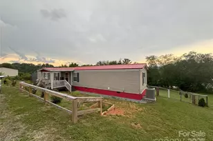 115 Logans Leap Ln, Canton, NC 28716 - Photo 1