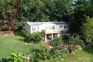 201 Spring Pl Dr, Hendersonville, NC 28791 - Photo 1