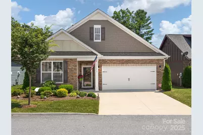 602 Summerfield Place, Flat Rock, NC 28731 - Photo 1