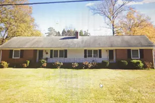 135 Freemont St, Matthews, NC 28105 - Photo 1
