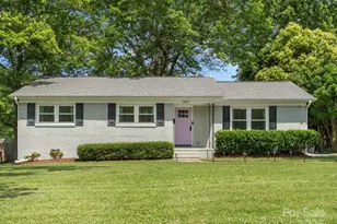 3839 Woodleaf Rd, Charlotte, NC 28205 - Photo 1