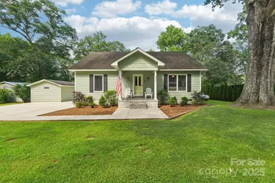 3770 Buck Point Road, Catawba, NC 28609 - Photo 1