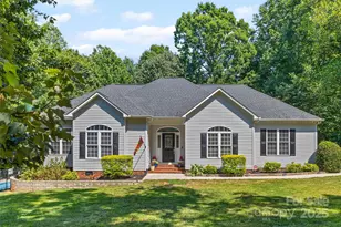 1528 Autumn Brook Ln, York, SC 29745 - Photo 1