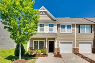 826 Summerlake Dr, Fort Mill, SC 29715 - Photo 1