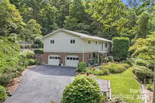 233 Raintree Dr, Hendersonville, NC 28791 - Photo 1