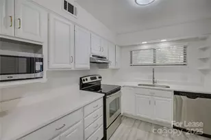 11514 Turn Stone Ct, Charlotte, NC 28226 - Photo 1