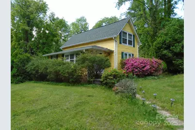 85 Pennwood Lane, Flat Rock, NC 28731 - Photo 1