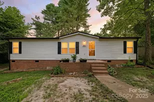 2511 Swanson Rd, Crouse, NC 28033 - Photo 1