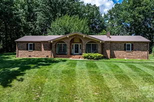 1560 Lafayette Ave, Hudson, NC 28638 - Photo 1
