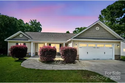 239 Shellbank Drive, Sneads Ferry, NC 28460 - Photo 1