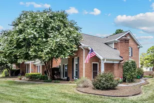 9237 N Vicksburg Park Ct, Charlotte, NC 28210 - Photo 1