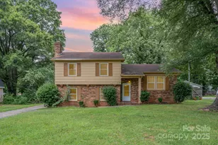 6613 Caudell Pl, Charlotte, NC 28215 - Photo 1