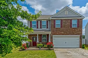 1130 Rock Haven Dr, Charlotte, NC 28216 - Photo 1