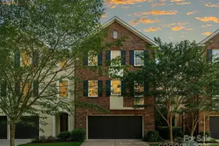 1614 Lombardy Cir, Charlotte, NC 28203 - Photo 1