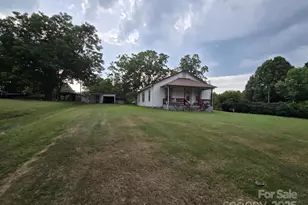 7601 Rhodhiss Rd, Connelly Springs, NC 28612 - Photo 1