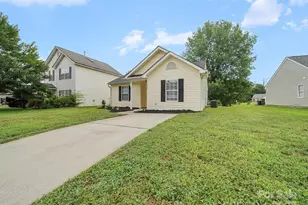 6420 Sunman Rd, Charlotte, NC 28216 - Photo 1