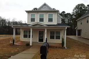 260 Mills Ave, Troutman, NC 28166 - Photo 1