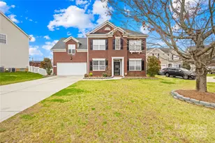 10223 Kelso Ct, Charlotte, NC 28278 - Photo 1