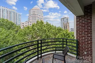 400 N Church St, Charlotte, NC 28202 - Photo 1