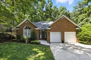 6907 Pleasant Dr, Charlotte, NC 28211 - Photo 1