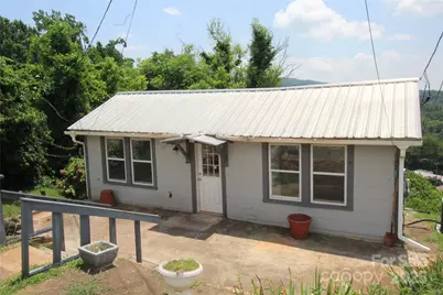 105 Summit Street, Marion, NC 28752 - Photo 1