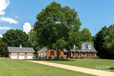 203 Queens Cove Road, Mooresville, NC 28117 - Photo 1