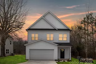 9507 Weston Woods Ln, Charlotte, NC 28216 - Photo 1