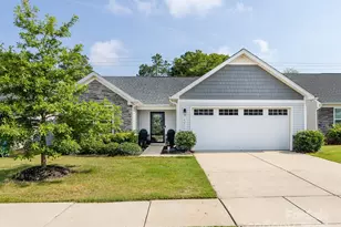 4231 Mackinnon Dr, Charlotte, NC 28214 - Photo 1