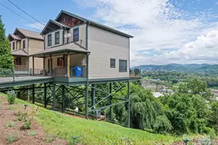 32 Grandview Dr, Asheville, NC 28806 - Photo 1