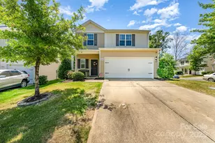 4702 Opus Ln, Charlotte, NC 28214 - Photo 1