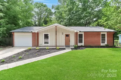 6409 Pineburr Court, Charlotte, NC 28211 - Photo 1